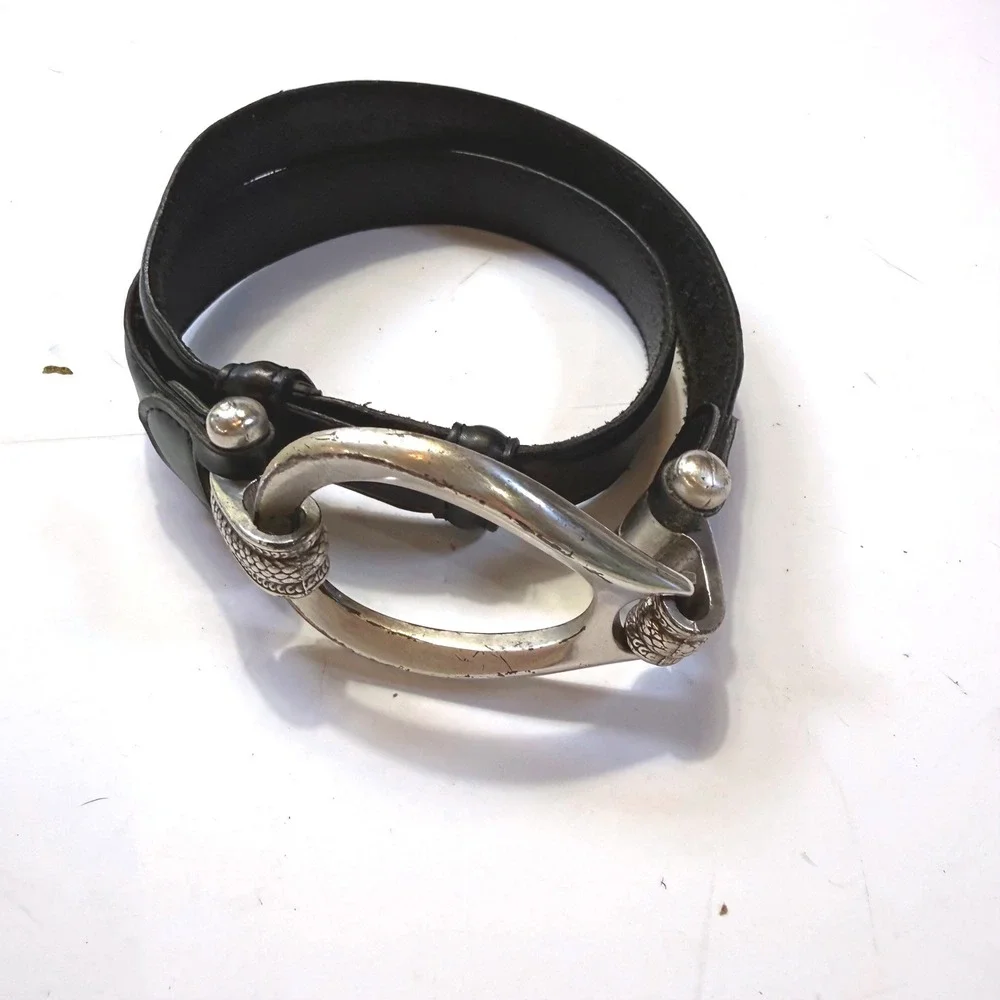 Black Leather Belt Oversized Silver Horseshoe Buckle Equestrian Small